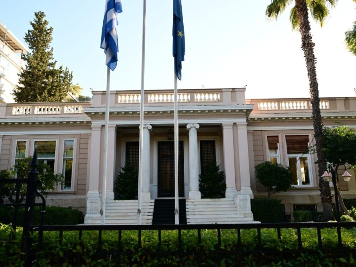 &Kappa;&Upsilon;&Sigma;&Epsilon;&Alpha;: &Sigma;&upsilon;&nu;&epsilon;&delta;&rho;&iota;ά&zeta;&epsilon;&iota; &tau;&omicron; &Sigma;ά&beta;&beta;&alpha;&tau;&omicron; &upsilon;&pi;ό &tau;&omicron;&nu; &Mu;&eta;&tau;&sigma;&omicron;&tau;ά&kappa;&eta; &ndash; &Tau;&iota; &theta;&alpha; &sigma;&upsilon;&zeta;&eta;&tau;&eta;&theta;&epsilon;ί