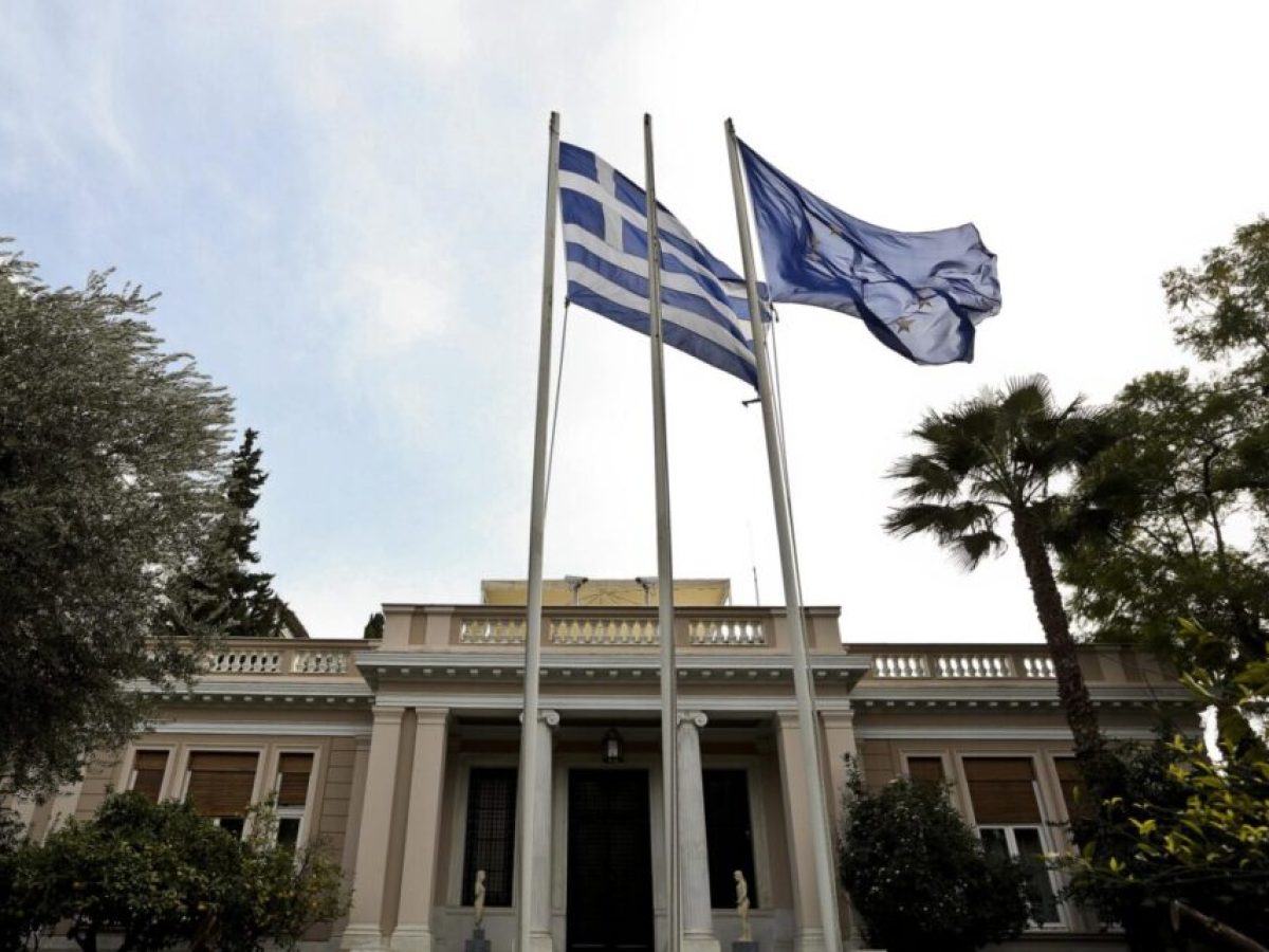 Κυβέρνηση για αγρότες: Μικρή μειοψηφία τίναξε στον αέρα τον διάλογο- αρμόδιες οι Αρχές σε περίπτωση κλιμάκωσης