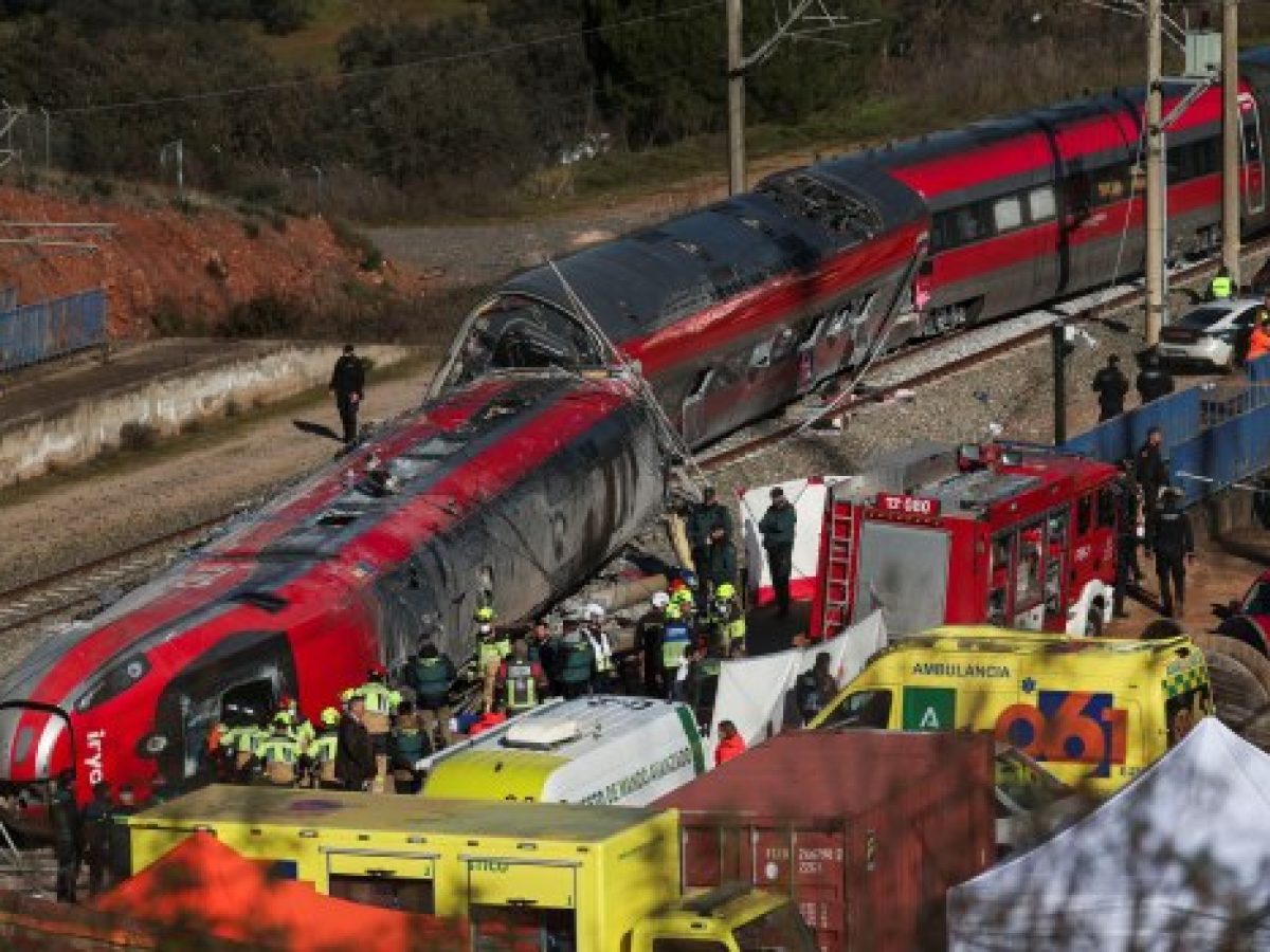 ΚΚΕ: Εκφράζει την αλληλεγγύη του στον ισπανικό λαό για την σιδηροδρομική τραγωδία
