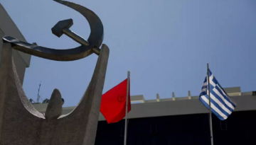 ΚΚΕ: Η κυβέρνηση επιχειρεί να υπονομεύσει και να διασπάσει τον αγώνα των βιοπαλαιστών αγροτών