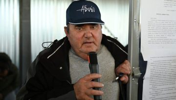 &laquo;&Kappa;ό&pi;&eta;&kappa;&epsilon;&raquo; &omicron; &Alpha;&nu;&epsilon;&sigma;&tau;ί&delta;&eta;&sigmaf; &alpha;&pi;ό &tau;&omicron; &Mu;&alpha;&xi;ί&mu;&omicron;&upsilon;