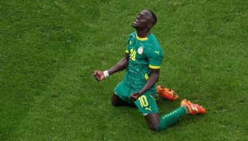 Κοράκια και στραγάλια