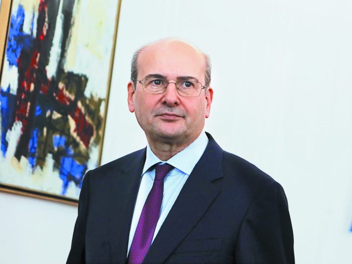 Κωστής Χατζηδάκης: «Δεν πάμε μπροστά με πετροπόλεμο»