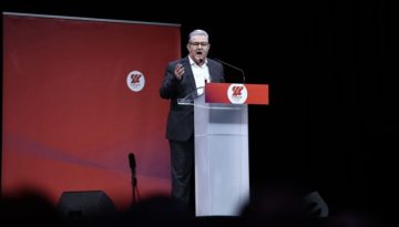 Κουτσούμπας στο 22ο Συνέδριο του ΚΚΕ: Ο λαός να πει «όχι» σε νέες θυσίες – Η κυβέρνηση μας σέρνει σε μακελειό