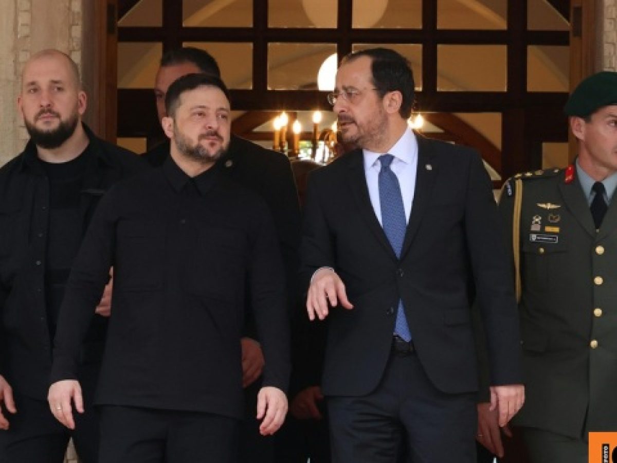 Λευκωσία: Τετ α τετ Ζελένσκι με Χριστοδουλίδη και το «ναι» του Αρχιεπισκόπου Κύπρου για επίσκεψη στο Κίεβο