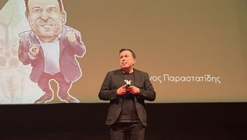 Μαζική συμμετοχή στην εκδήλωση του Democrat στο «Ολύμπιον» για τη Δημοκρατία