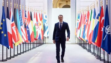 Με καθυστέρηση η αναχώρηση Μητσοτάκη για το Νταβός λόγω κακοκαιρίας