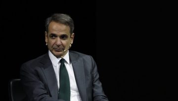 Μητσοτάκης: Προτιμώ να αυξήσω τους μισθούς, παρά να μειώσω τους έμμεσους φόρους