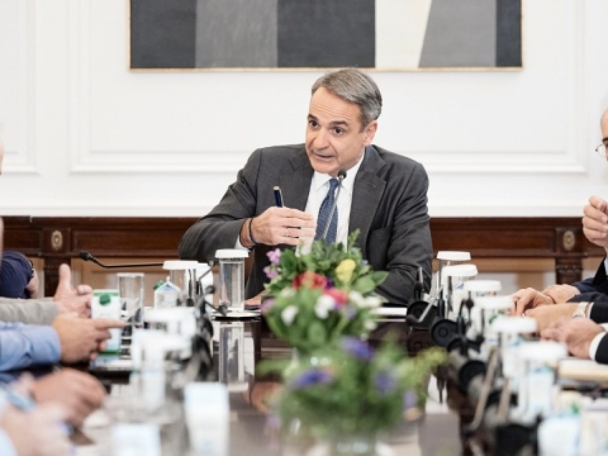 Μητσοτάκης στη συνάντηση με τους αγρότες: Ανοιχτό πεδίο για ουσιαστικό διάλογο και συζήτηση για το μέλλον του πρωτογενούς