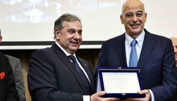 Ν. Δένδιας στο ΕΒΕΠ: Οι δαπάνες για την άμυνα να γίνουν μοχλός ανάπτυξης της Ελλάδας