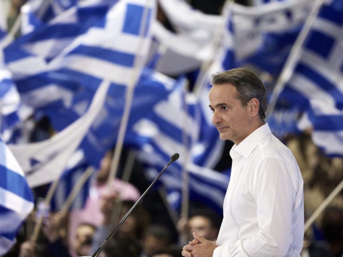 ΝΔ – 10 χρόνια Μητσοτάκης: Η εκλογή, η κυριαρχία και οι σκιές