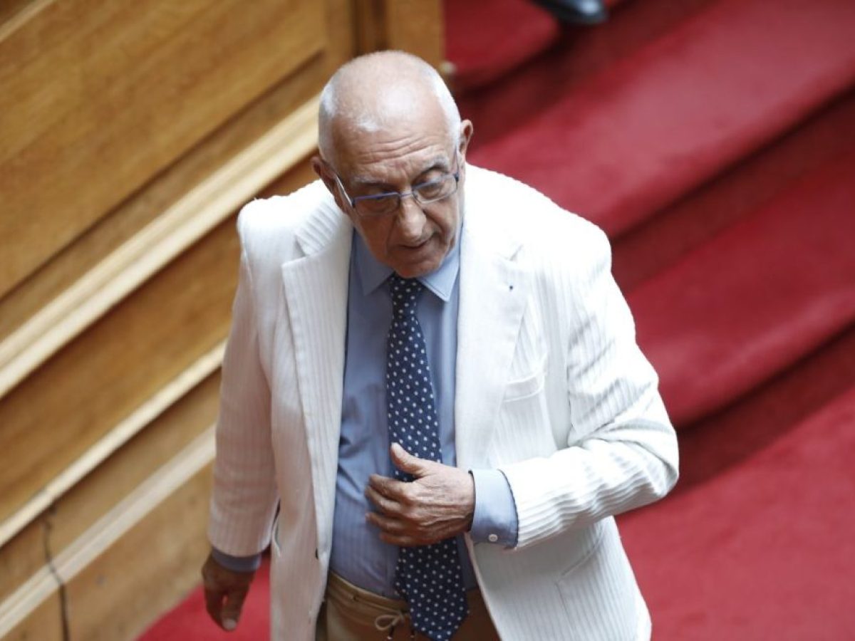 Νικήτας Κακλαμάνης: «Να αποκαταστήσουμε τον συναισθηματικό δεσμό μας με τη λαϊκή βάση»