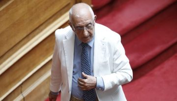 Νικήτας Κακλαμάνης: «Να αποκαταστήσουμε τον συναισθηματικό δεσμό μας με τη λαϊκή βάση»