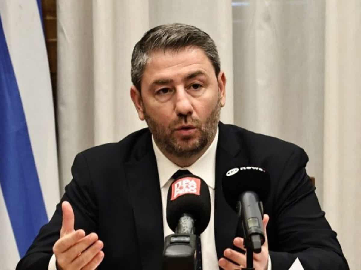 &Nu;ί&kappa;&omicron;&sigmaf; &Alpha;&nu;&delta;&rho;&omicron;&upsilon;&lambda;ά&kappa;&eta;&sigmaf;: &laquo;&Tau;&omicron;&upsilon;&sigmaf; &delta;&iota;&alpha;&kappa;&alpha;&tau;έ&chi;&epsilon;&iota; &eta; &nu;&omicron;&omicron;&tau;&rho;&omicron;&pi;ί&alpha; &nu;&alpha; &theta;έ&lambda;&omicron;&upsilon;&nu; &tau;&omicron; &Kappa;&rho;ά&tau;&omicron;&sigmaf; &omega;&sigmaf; &lambda;ά&phi;&upsilon;&rho;&omicron;&raquo;
