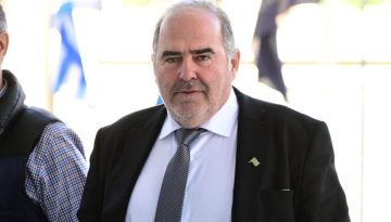 Νοσταλγός της χούντας στη Βουλή – Σάλος και αντιδράσεις