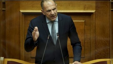 Ο Γεραπετρίτης εγκωμιάζει τη δήλωση Μητσοτάκη για την επίθεση των ΗΠΑ στη Βενεζουέλα