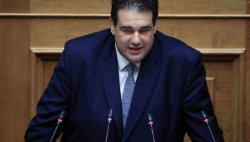 Ο υπ. Εσωτερικών σε σύσκεψη στο Δημαρχείο Χανίων – Το στεγαστικό ένα από τα  ζητήματα που συζητήθηκαν