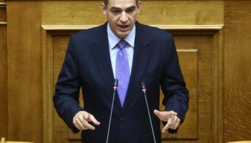 Ο Συρίγος επιχειρεί να «μαζέψει» τις δηλώσεις Μητσοτάκη για την απαγωγή Μαδούρο: «Δεν είναι καθηγητής Διεθνούς Δικαίου γι