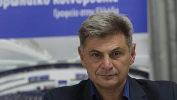 &Omicron; &Sigma;&Upsilon;&Rho;&Iota;&Zeta;&Alpha; &sigma;&beta;ή&nu;&epsilon;&iota; (&kappa;&alpha;&iota;) &sigma;&tau;&eta;&nu; &Epsilon;&upsilon;&rho;ώ&pi;&eta;