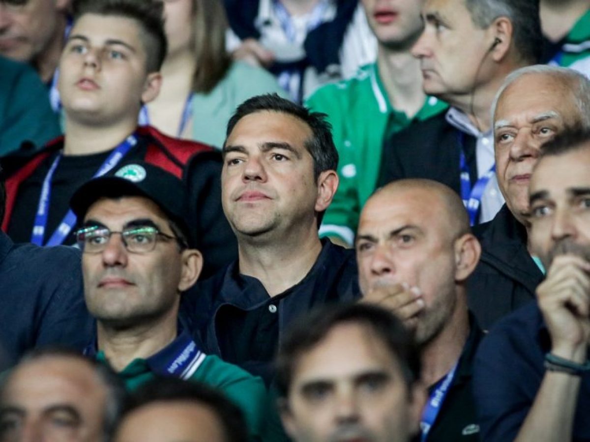 Ο Τσίπρας στη Βουδαπέστη με τον γιο του για τον Παναθηναϊκό