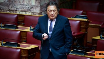 Ο Αλέξανδρος Αυλωνίτης παραιτήθηκε από το Κίνημα Δημοκρατίας του Κασσελάκη με αιχμές για «προσωποκεντρικό κόμμα»