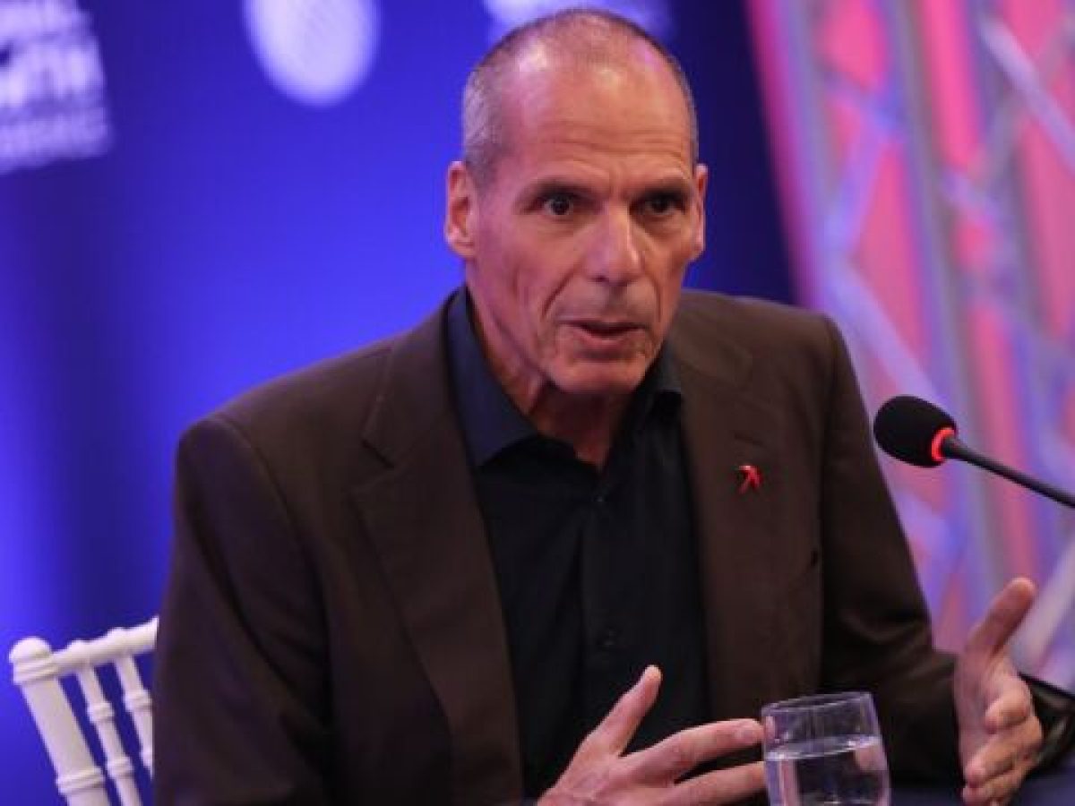 Όταν ο Γιάνης μάς θύμισε τον Στέφανο Κασσελάκη για την “αποποινικοποίηση της μαριχουάνας” (Βίντεο)