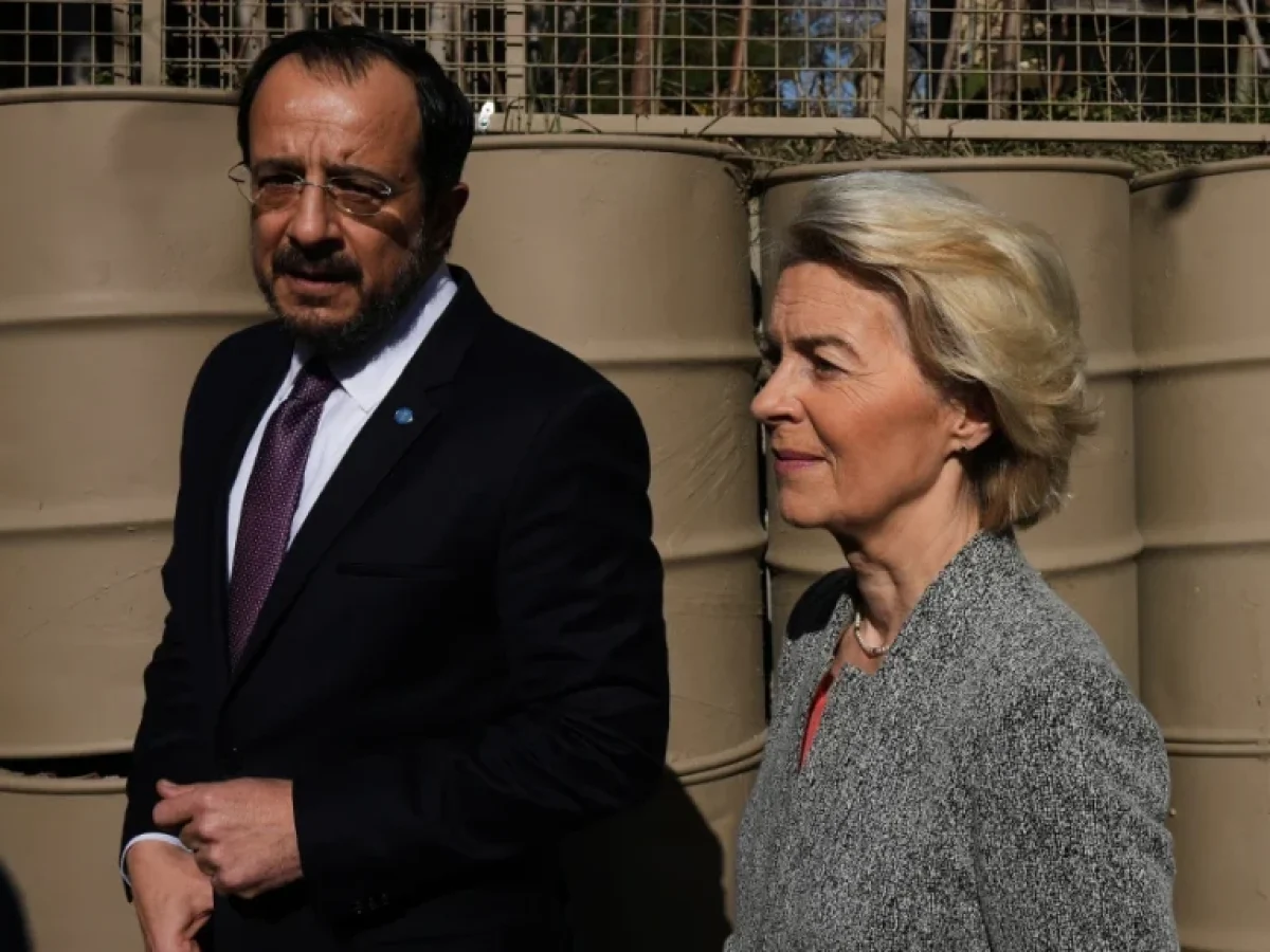 Ούρσουλα φον ντερ Λάιεν από την Πράσινη Γραμμή: Προτεραιότητα για την ΕΕ η λύση του Κυπριακού