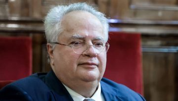 Παρέμβαση Κοτζιά για την ανασυγκρότηση της Αριστεράς – Τα 5 βήματα