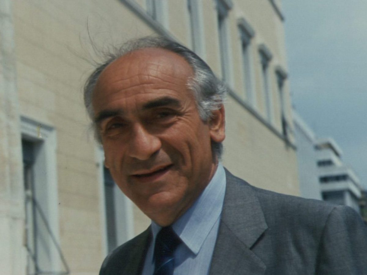 Πέθανε ο Αλέξανδρος Παπαδόγγονας, αντιναύαρχος και πρώην υπουργός της ΝΔ – Το μήνυμα Δένδια