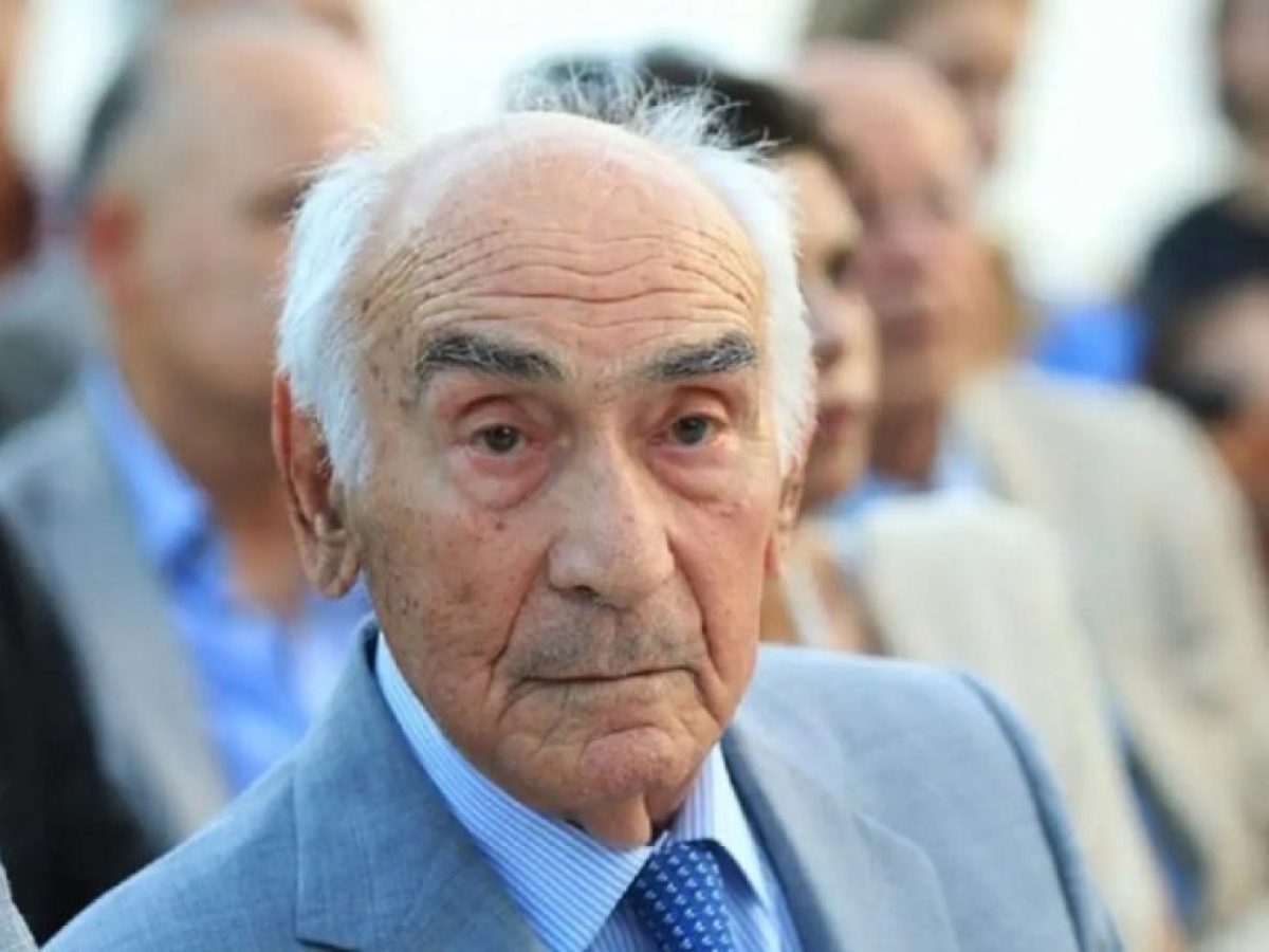 Πέθανε ο Αλέξανδρος Παπαδόγγονας, πρώην υπουργός της ΝΔ και αντιναύαρχος του Πολεμικού Ναυτικού