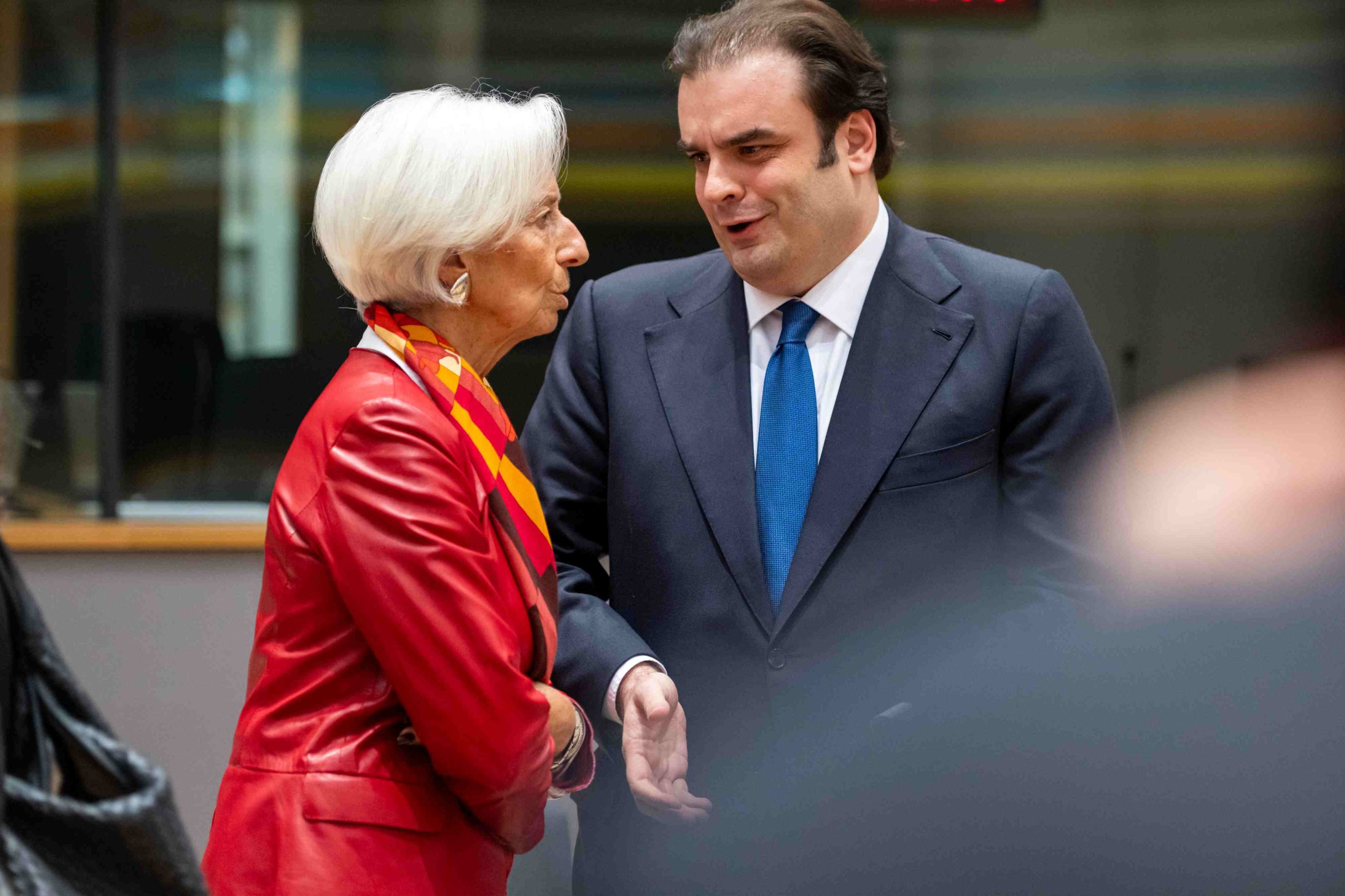 pierrakakis-gia-sinantisi-me-lagkarnt