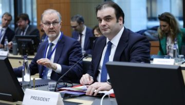 Πιερρακάκης για τους δασμούς Τραμπ: «Κλειδί ο διάλογος» – Θεμελιώδεις αρχές κυριαρχία και εδαφική ακεραιότητα