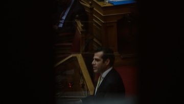 Πλεύρης για νέο αντιμεταναστευτικό νομοσχέδιο: «Κόβουμε τα επιδόματα. Πήγαινε να εργαστείς αλλιώς σήκω και φύγε από την Ε