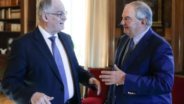 &Pi;&rho;&omicron;&sigma;&kappa;&lambda;ή&sigma;&epsilon;&iota;&sigmaf; &sigma;&tau;&omicron;&upsilon;&sigmaf; &pi;&rho;ώ&eta;&nu; &sigma;&tau;&omicron; &Pi;&rho;&omicron;&epsilon;&delta;&rho;&iota;&kappa;ό, &mu;&epsilon; &pi;&rho;ώ&tau;&omicron; &tau;&omicron;&nu; &Kappa;&alpha;&rho;&alpha;&mu;&alpha;&nu;&lambda;ή