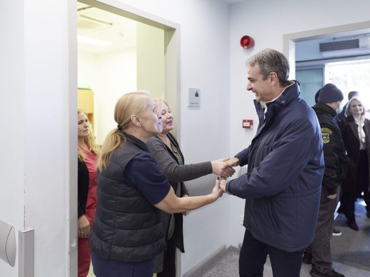 Πρωτοχρονιάτικη επίσκεψη Μητσοτάκη στο Γενικό Νοσοκομείο Αθηνών «Γεώργιος Γεννηματάς»