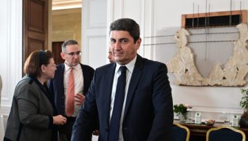 ΠΑΣΟΚ και ΣΥΡΙΖΑ κατά κυβέρνησης για την τοποθέτηση Αυγενάκη σε αγροτικό φορέα στην Κρήτη
