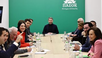 ΠΑΣΟΚ σε σταυροδρόμι: Το παρασκήνιο της κρίσιμης συνεδρίασης