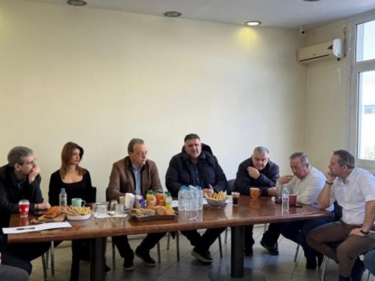 Σ. Φάμελλος: «Η κυβέρνηση επιτίθεται εκδικητικά στον κλάδο των ταξί για να εξυπηρετήσει ιδιωτικά συμφέροντα»