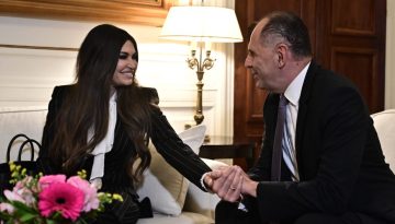 &Sigma;&upsilon;&nu;ά&nu;&tau;&eta;&sigma;&eta; &Gamma;&epsilon;&rho;&alpha;&pi;&epsilon;&tau;&rho;ί&tau;&eta; &ndash; &Gamma;&kappa;&iota;&lambda;&phi;ό&iota;&lambda; &gamma;&iota;&alpha; &tau;&eta;&nu; &epsilon;&nu;ί&sigma;&chi;&upsilon;&sigma;&eta; &tau;&eta;&sigmaf; &sigma;&upsilon;&nu;&epsilon;&rho;&gamma;&alpha;&sigma;ί&alpha;&sigmaf; &Eta;&Pi;&Alpha; &ndash; &Epsilon;&lambda;&lambda;ά&delta;&alpha;&sigmaf;