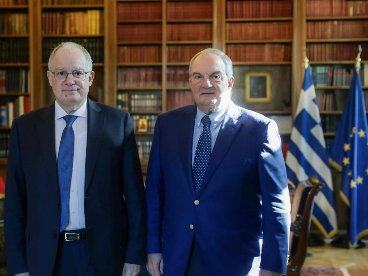 Συνάντηση Κωνσταντίνου Τασούλα με τον Κώστα Καραμανλή, στο Προεδρικό Μέγαρο