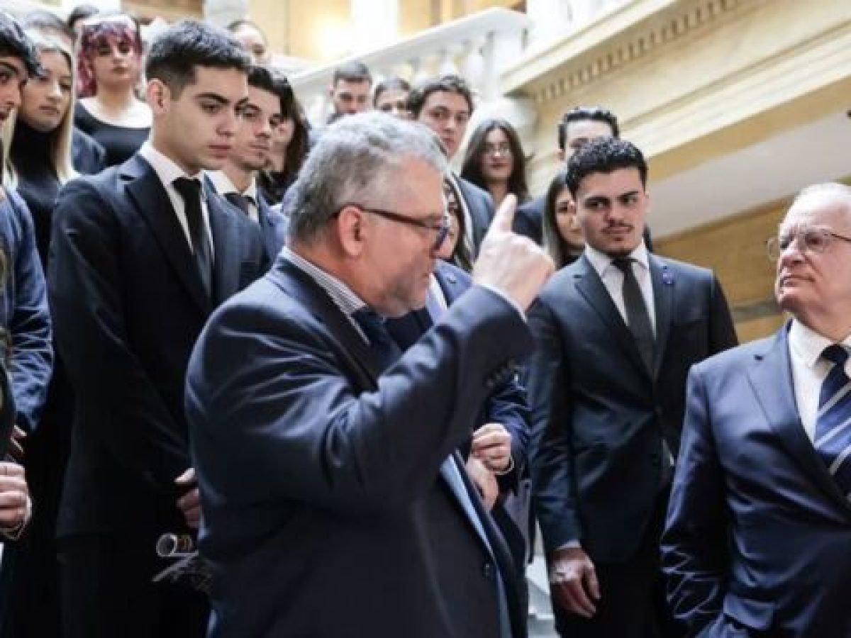 Συνάντηση Τασούλα με φοιτητές του Πανεπιστημίου Πελοποννήσου στο Προεδρικό Μέγαρο (Εικόνες)