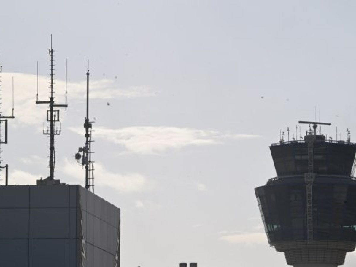 &Sigma;&Upsilon;&Rho;&Iota;&Zeta;&Alpha;: Έ&kappa;&tau;&alpha;&kappa;&tau;&eta; &sigma;ύ&gamma;&kappa;&lambda;&eta;&sigma;&eta; &tau;&eta;&sigmaf; &Delta;&iota;&alpha;&rho;&kappa;&omicron;ύ&sigmaf; &Epsilon;&pi;&iota;&tau;&rho;&omicron;&pi;ή&sigmaf; &Pi;&alpha;&rho;&alpha;&gamma;&omega;&gamma;ή&sigmaf; &kappa;&alpha;&iota; &Epsilon;&mu;&pi;&omicron;&rho;ί&omicron;&upsilon; &gamma;&iota;&alpha; &tau;&eta;&nu; &kappa;&alpha;&tau;ά&sigma;&tau;&alpha;&sigma;&eta; &sigma;&tau;&eta;&nu; &Upsilon;&Pi;&Alpha;