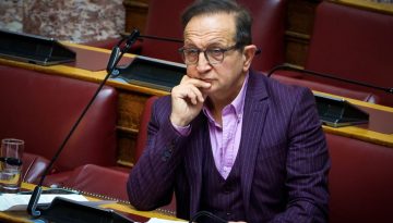 Σπύρος Μπιμπίλας: «Η πολιτική μάλλον δεν μου ταίριαξε» (Video)