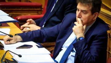 &Sigma;&tau;&alpha; &tau;&eta;&lambda;έ&phi;&omega;&nu;&alpha; &Mu;&eta;&tau;&sigma;&omicron;&tau;ά&kappa;&eta;&sigmaf; &ndash; &Chi;&rho;&upsilon;&sigma;&omicron;&chi;&omicron;ΐ&delta;&eta;&sigmaf; &gamma;&iota;&alpha; &tau;&omicron; &laquo;&mu;&pi;&lambda;ό&kappa;&omicron; &sigma;&tau;&alpha; &mu;&pi;&lambda;ό&kappa;&alpha;&raquo;