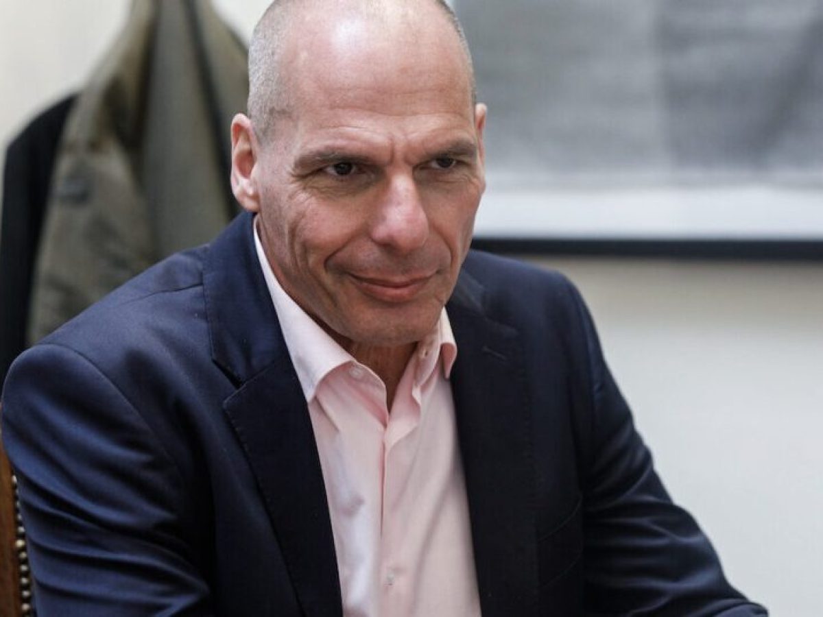 Στην αντεπίθεση ο Βαρουφάκης για την ποινική έρευνα – «Με δαιμονοποιούν επειδή είμαι ειλικρινής»