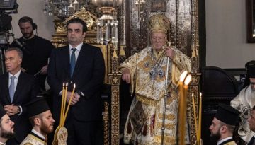 Στο Φανάρι ο Πιερρακάκης για τα Θεοφάνια