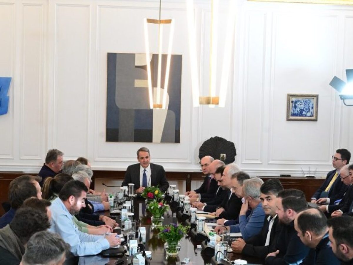 Στο Μαξίμου σήμερα και οι «σκληροί» των μπλόκων: Τα αιτήματα, οι αποκλεισμένοι και η ύστατη προσπάθεια συνεννόησης