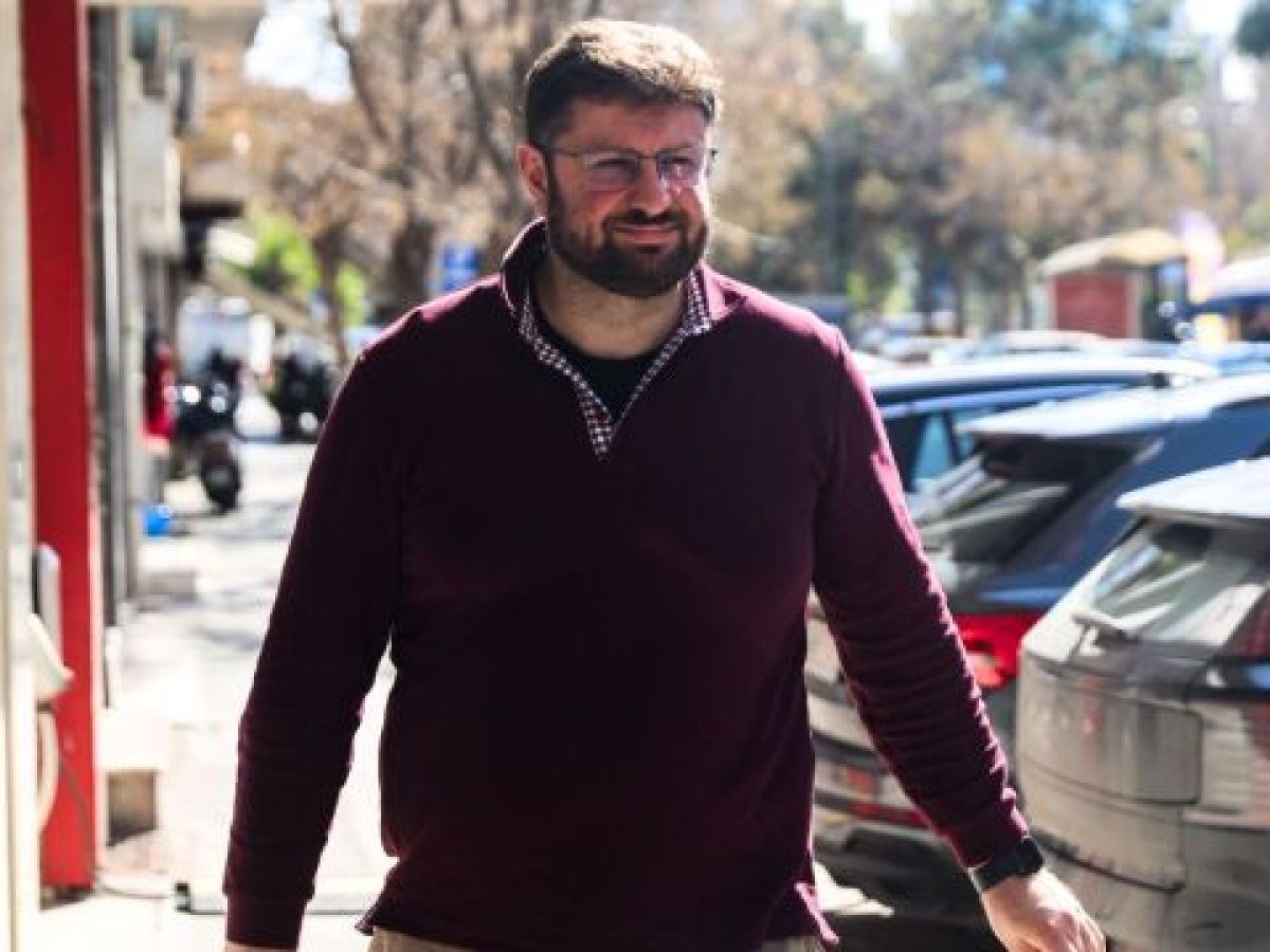 Στροφή Ζαχαριάδη μέσω… κοπής βασιλόπιτας στη Νέα Ιωνία – Όλοι στα βόρεια, αλλά τα βλέμματα πάνω του