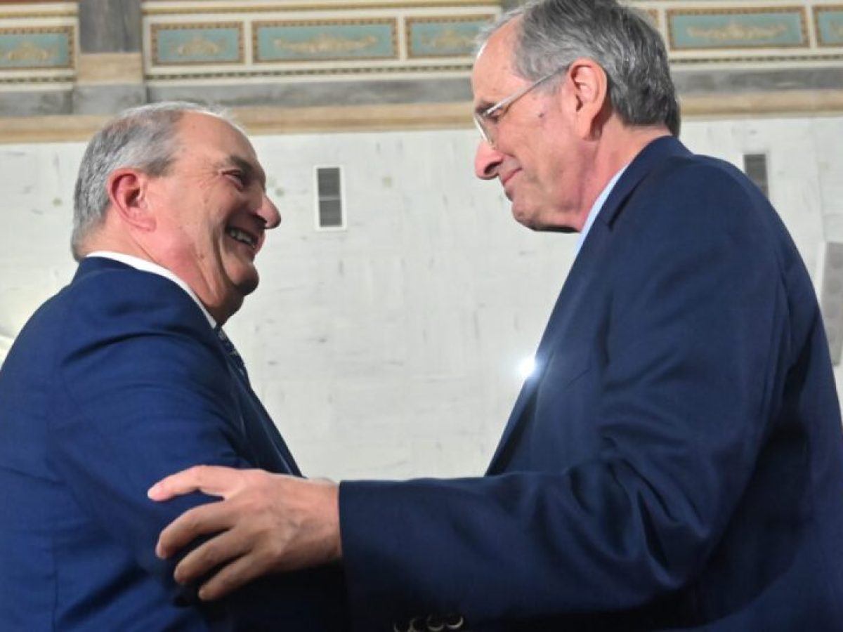 &Tau;&alpha; &laquo;&Phi;&epsilon;&beta;&rho;&omicron;&upsilon;&alpha;&rho;&iota;&alpha;&nu;ά&raquo; &kappa;&alpha;&iota; &tau;&alpha;&hellip; &Kappa;&alpha;&lambda;&alpha;&mu;&alpha;&tau;&iota;&alpha;&nu;ά