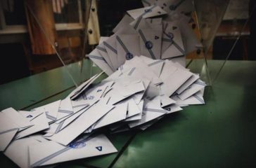 ta-krifa-minimata-ton-dimoskopiseon